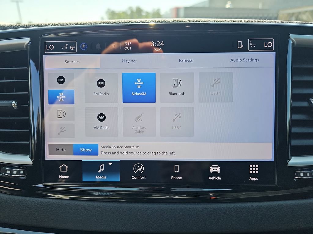 Used 2025 Chrysler Pacifica Select image 26