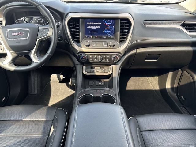 Used 2023 GMC Acadia Denali w/ Denali Ultimate Package AWD/4WD image 10