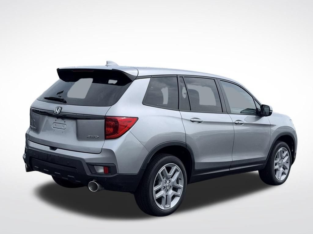 Used 2025 Honda Passport EX-L image 5