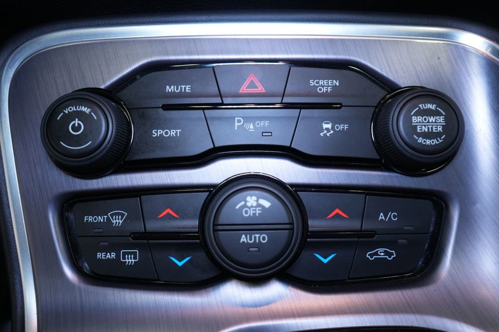 Used 2018 Dodge Challenger SXT Plus image 30