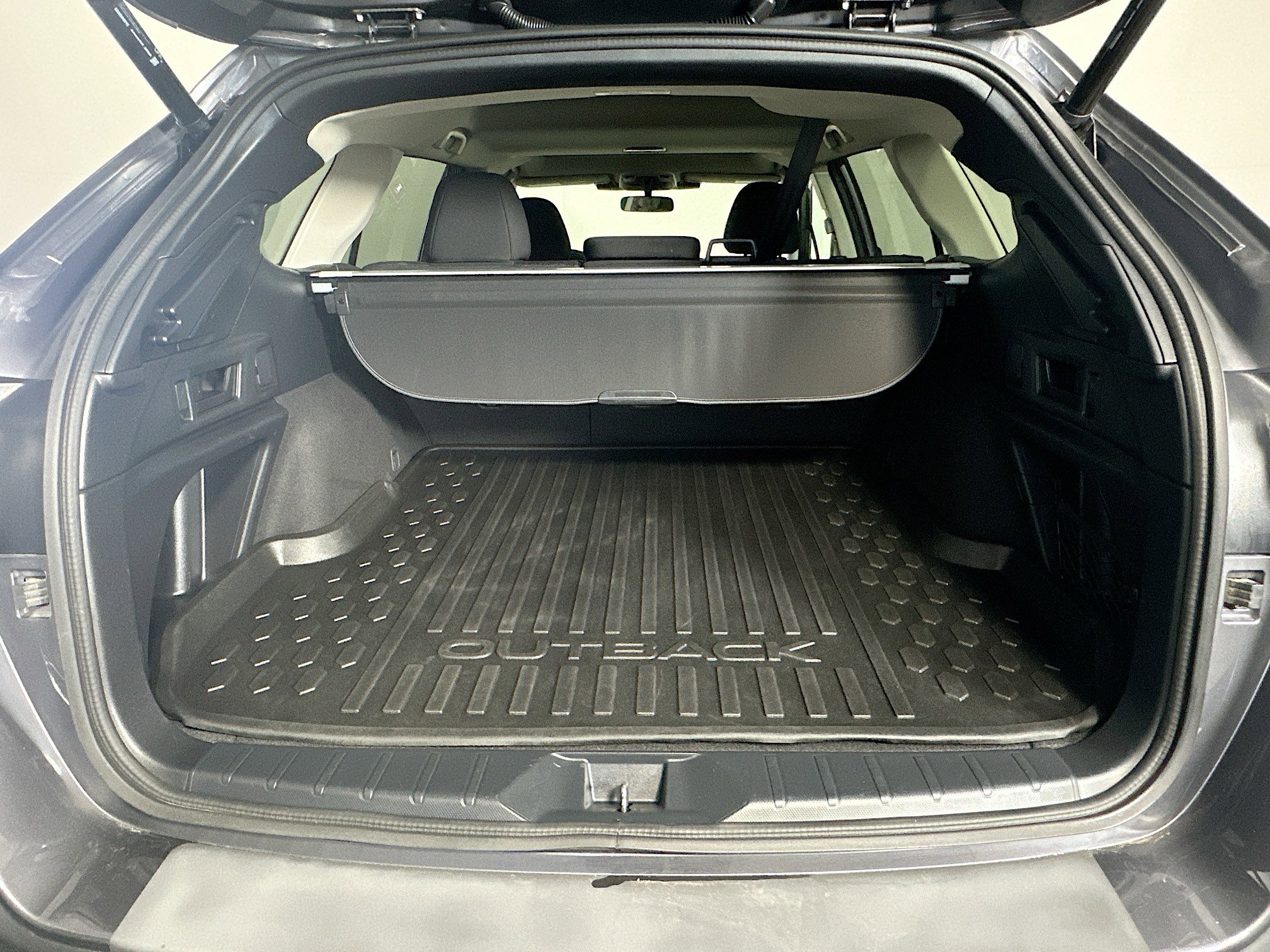 Used 2025 Subaru Outback Premium AWD/4WD image 30