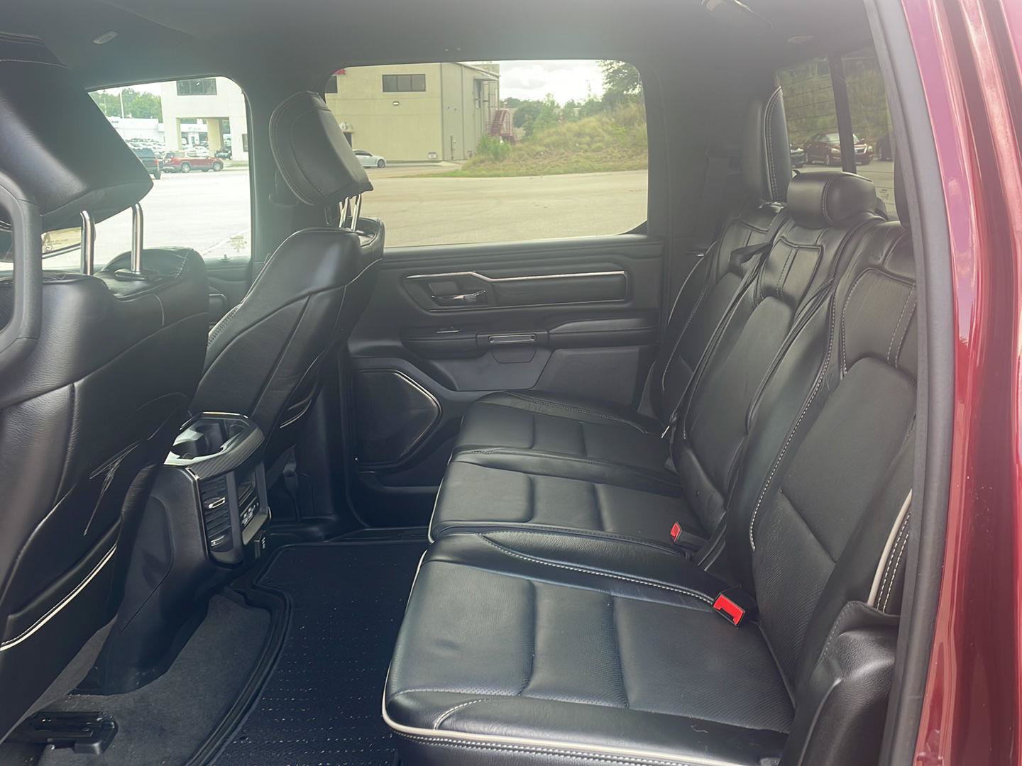 Used 2024 RAM 1500 Limited AWD/4WD image 8