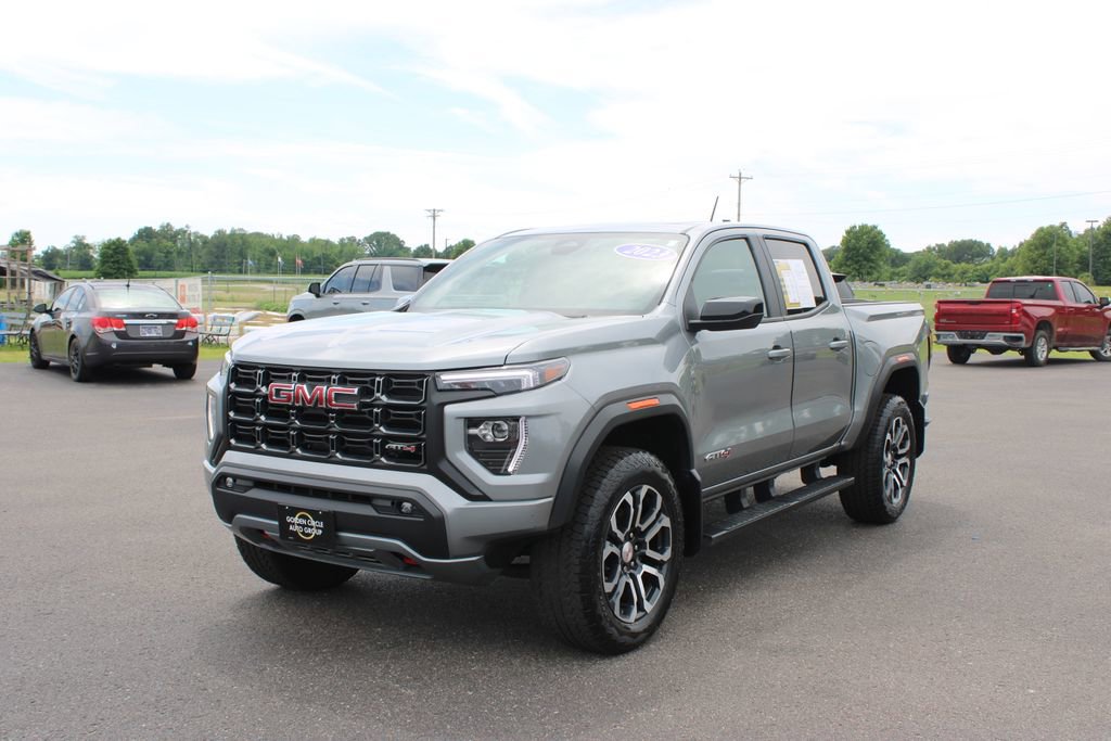 Used 2023 GMC Canyon AT4 w/ AT4 Premium Package AWD/4WD image 4
