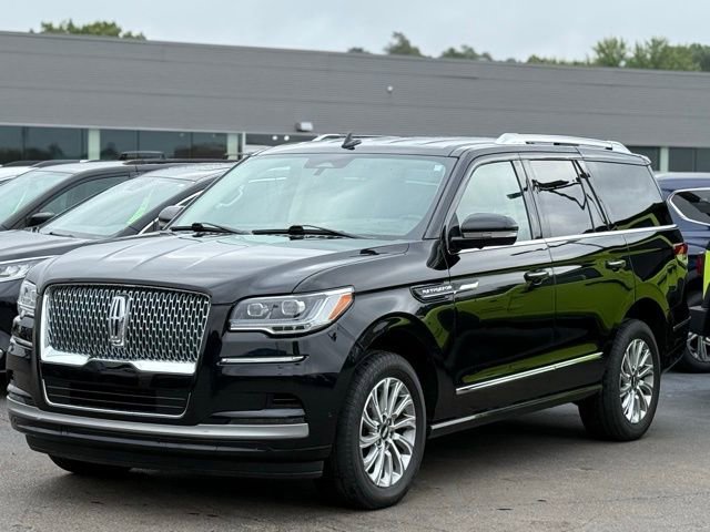 Used 2024 Lincoln Navigator Premiere image 42