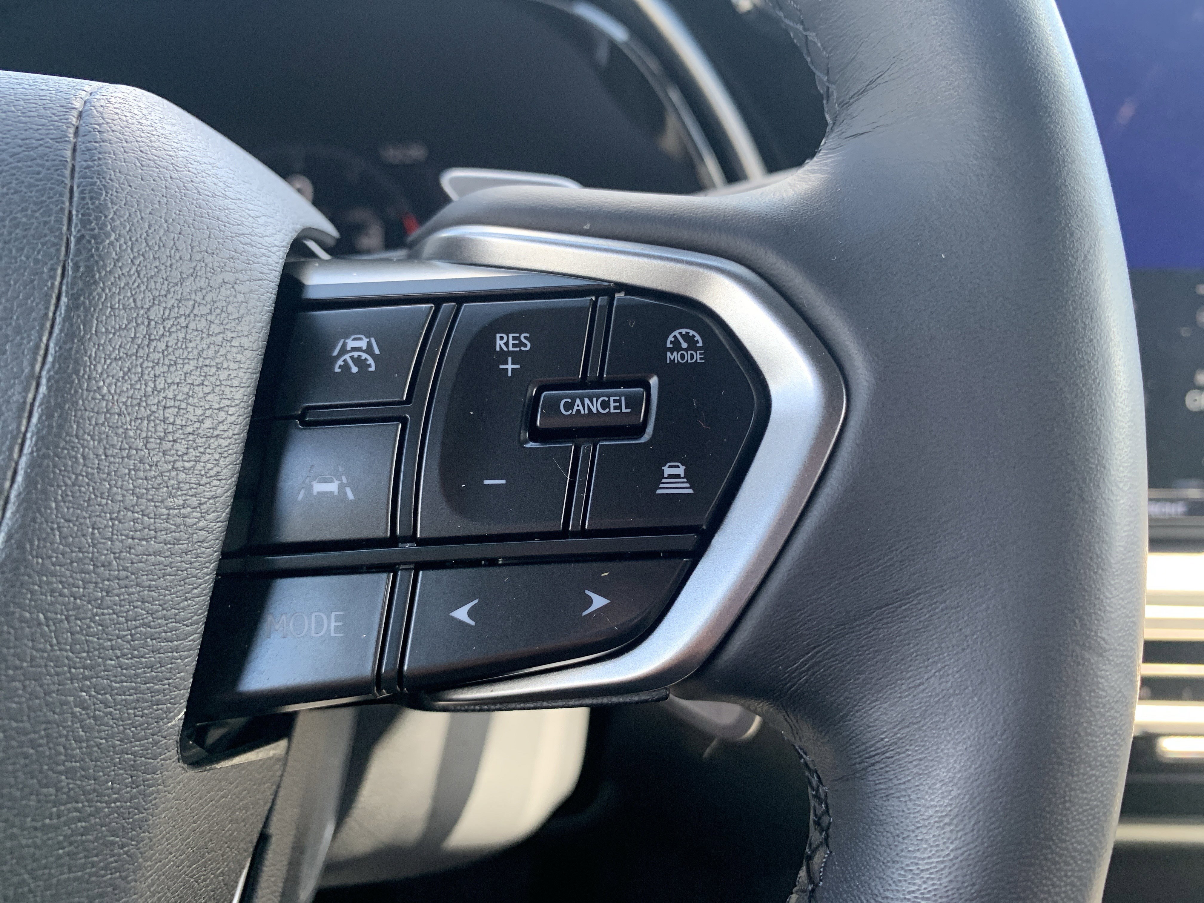 Certified 2025 Lexus RX 350 Premium w/ Accessory Package (Z1) image 24