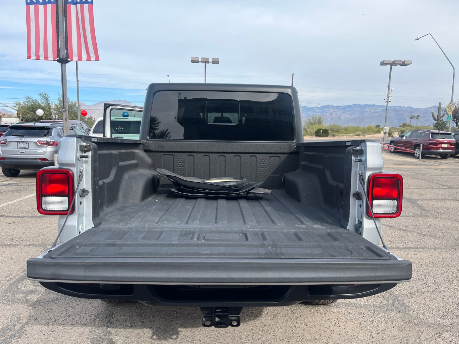 Certified 2022 Jeep Gladiator Sport image 34