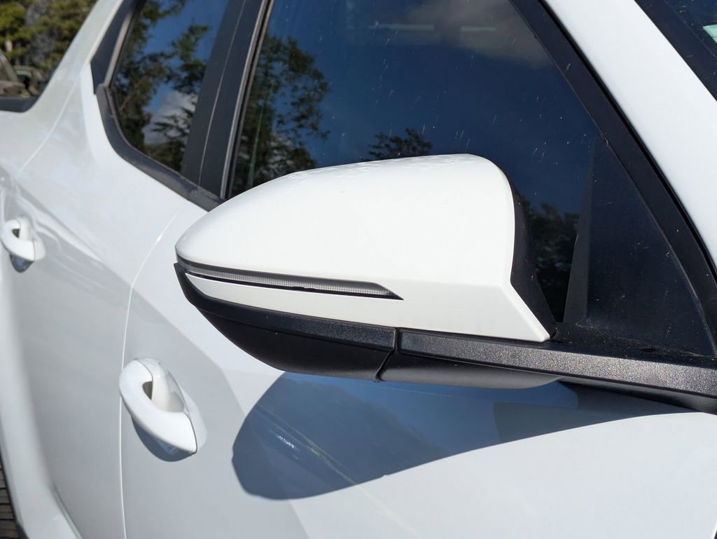 Used 2022 Hyundai Santa Cruz SEL Premium image 11