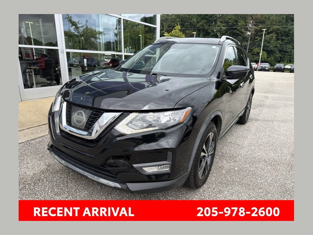 Used 2017 Nissan Rogue SL FWD image 1