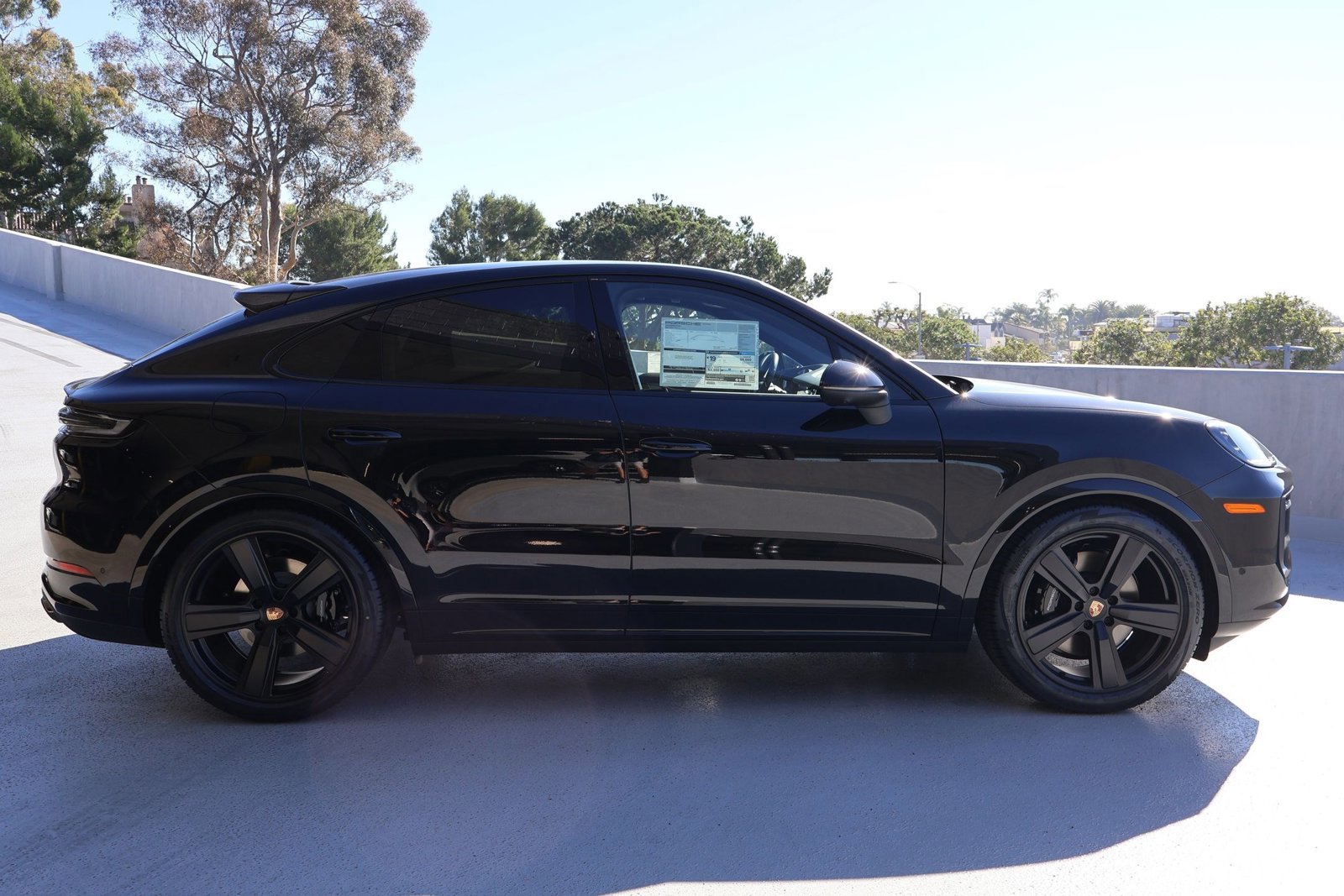 New 2026 Porsche Cayenne Coupe image 8