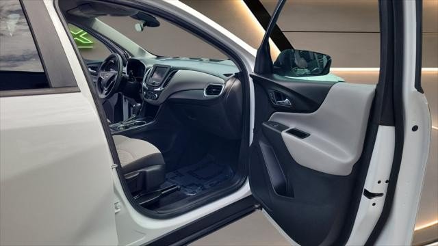 Used 2021 Chevrolet Equinox LS w/ LS Convenience Package FWD image 11