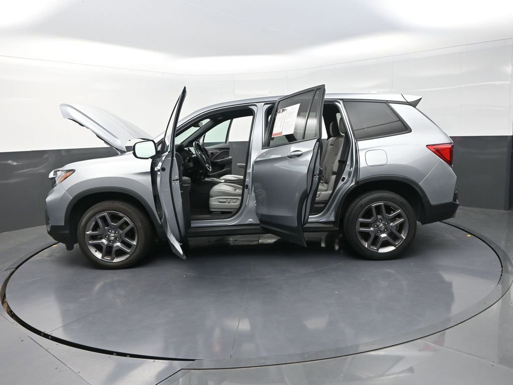 Used 2023 Honda Passport EX-L image 39