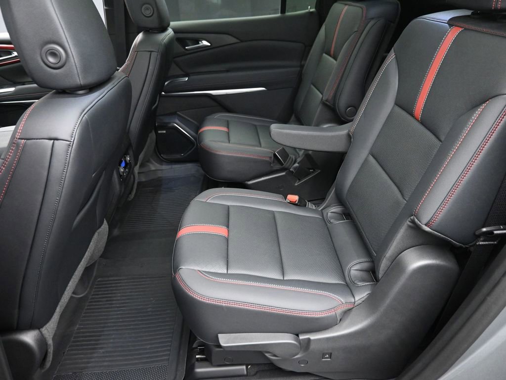 Used 2024 Chevrolet Traverse RS w/ LPO, Floor Liner Package image 12