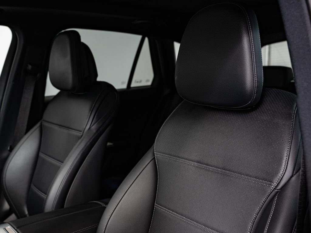 Certified 2026 Mercedes-Benz GLC 300 4MATIC image 24