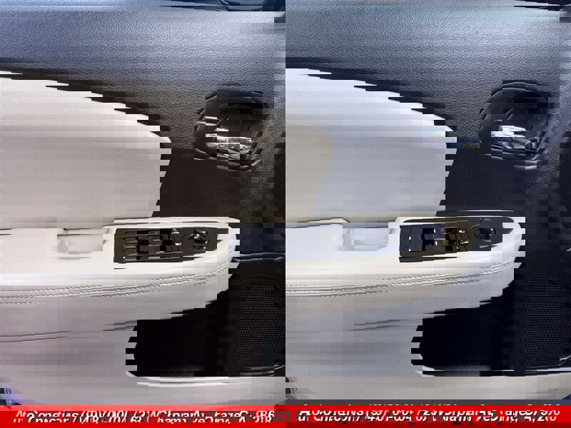 Used 2013 Chrysler 200 Limited image 18