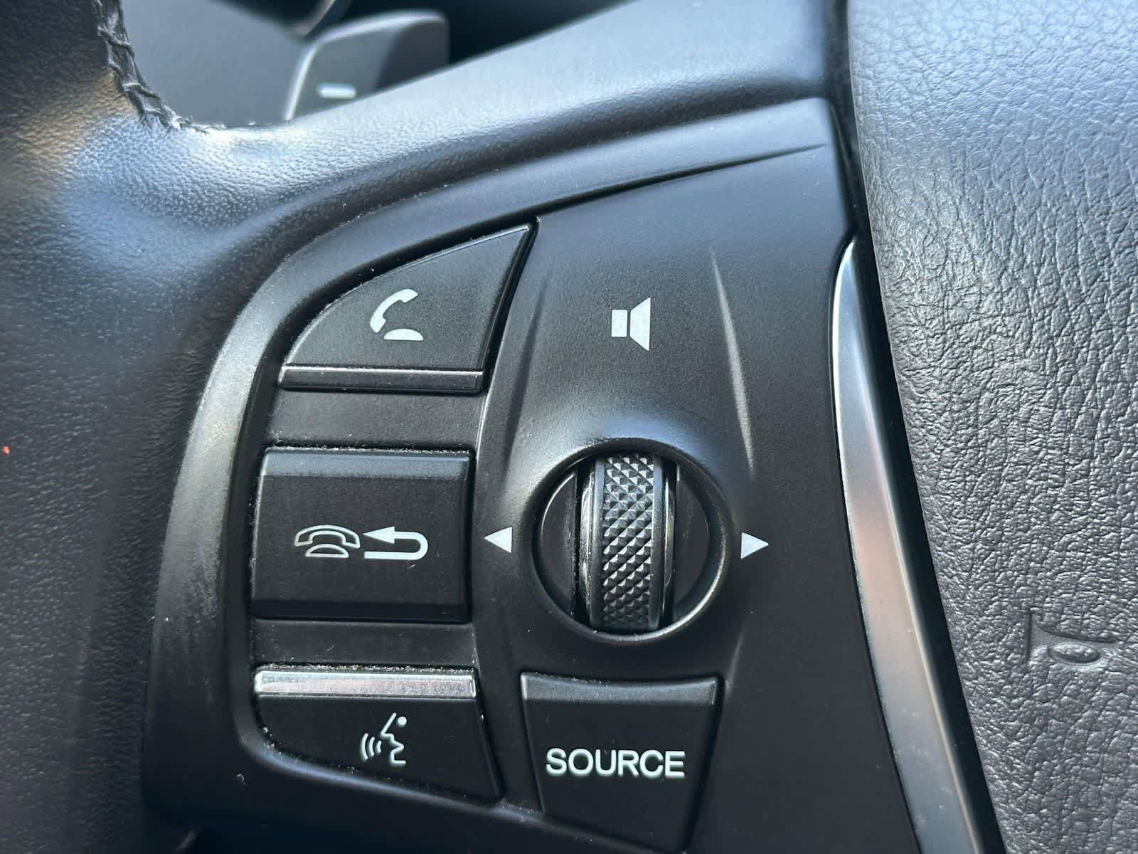 Used 2015 Acura TLX image 22