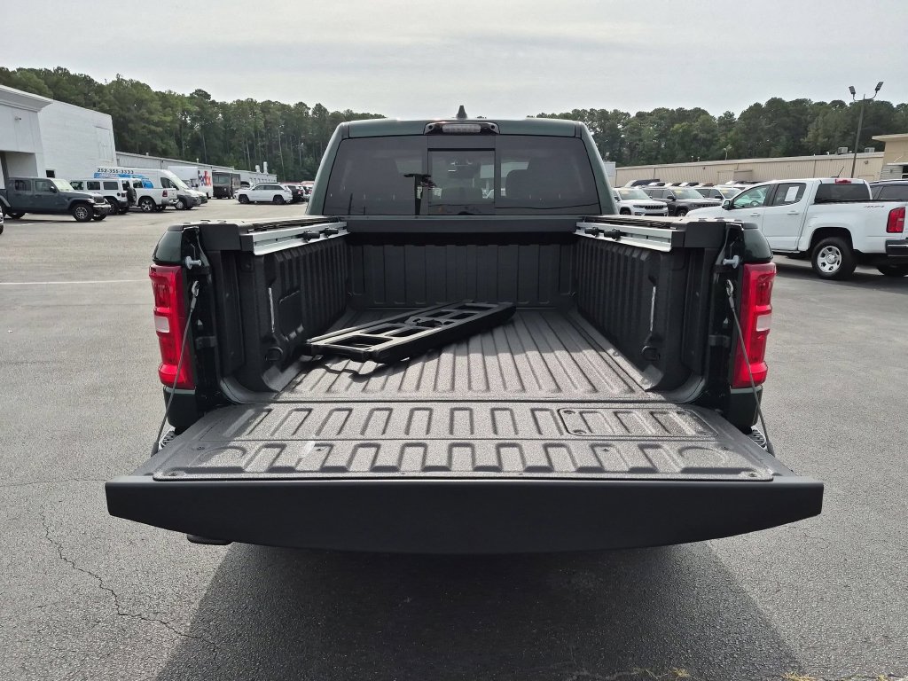 New 2027 RAM 1500 Laramie AWD/4WD image 27