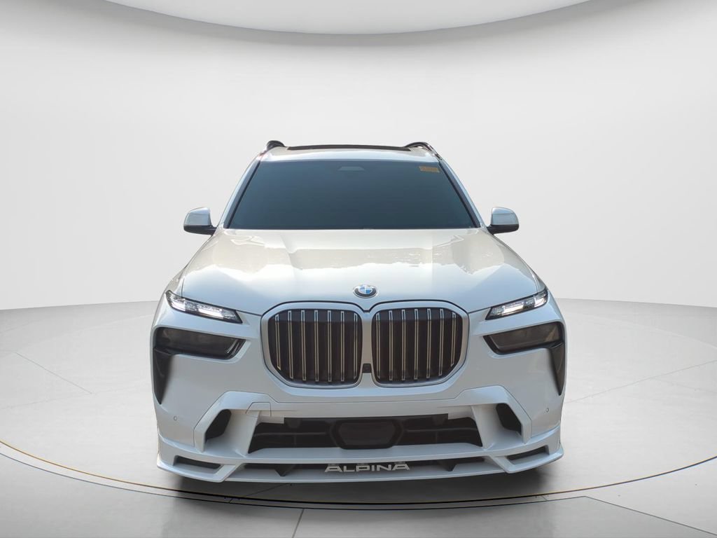 Used 2024 BMW ALPINA XB7 AWD/4WD image 2