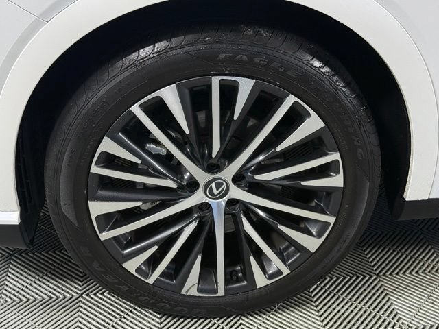 Used 2024 Lexus RX 350 Premium Plus w/ Convenience Package FWD image 15