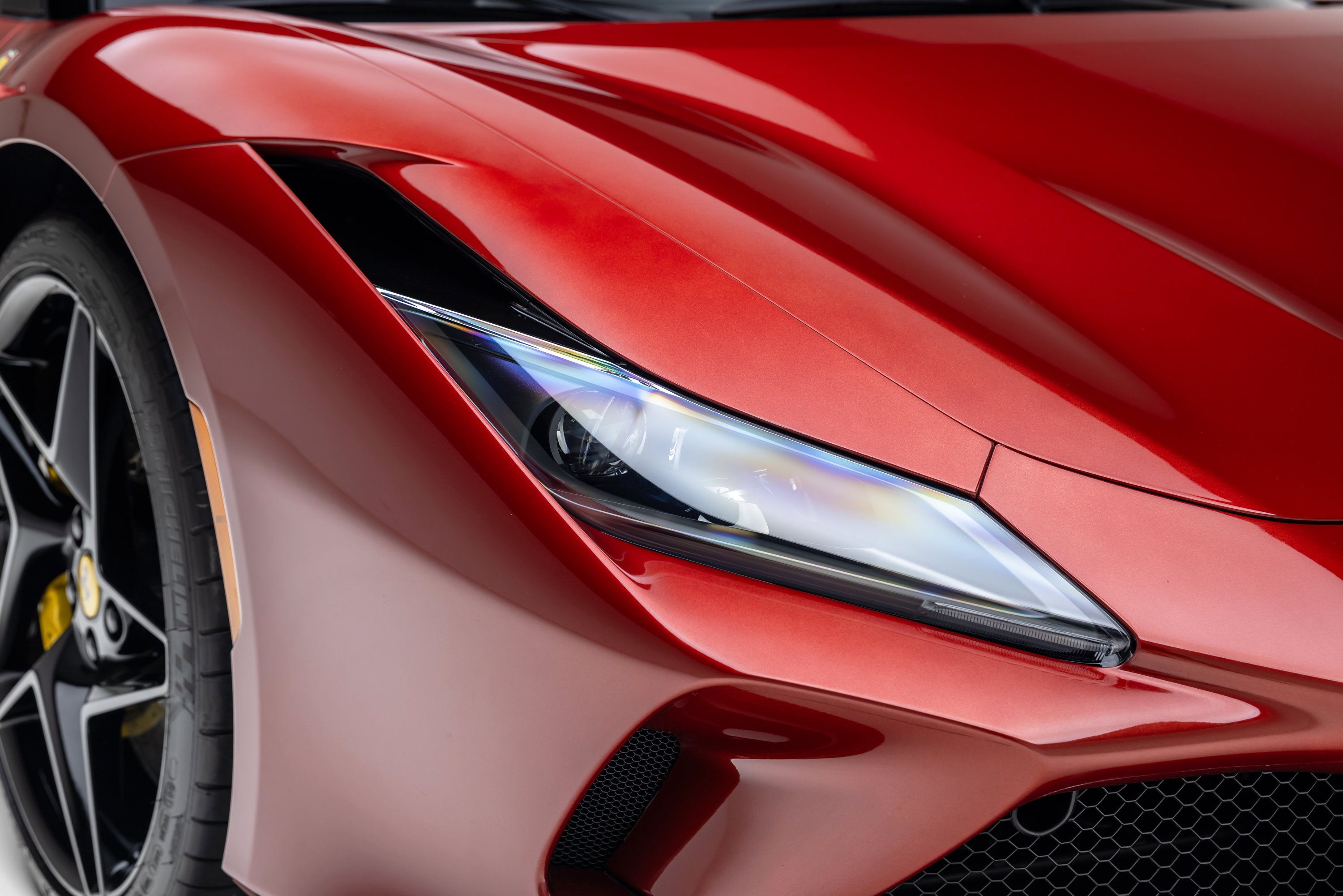 Certified 2022 Ferrari F8 Tributo RWD image 26