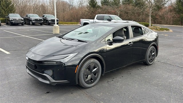 New 2026 Toyota Prius LE image 3