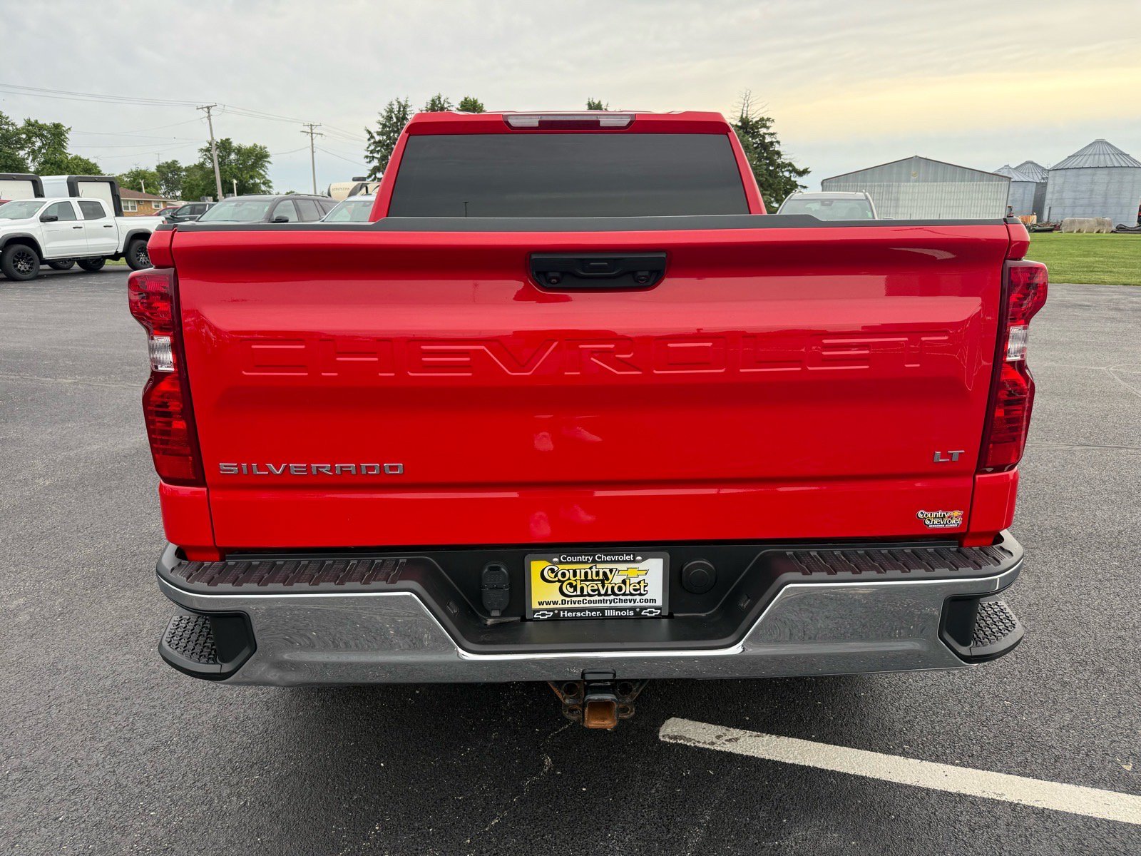 Used 2023 Chevrolet Silverado 1500 LT AWD/4WD image 4