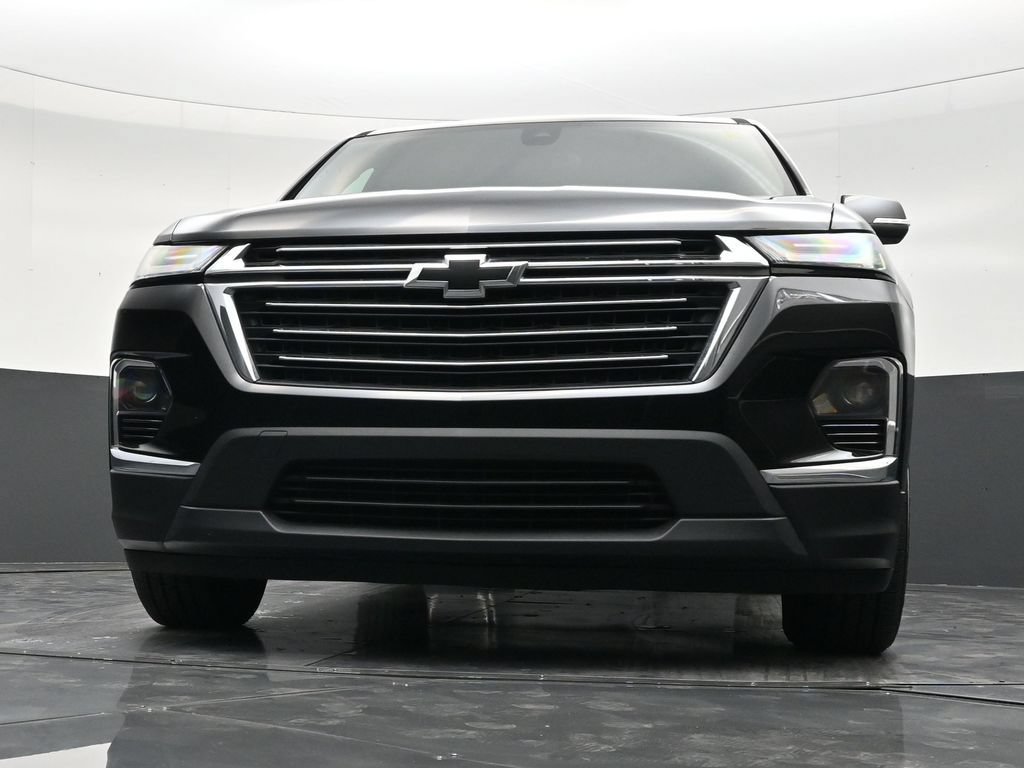 Used 2023 Chevrolet Traverse LT FWD image 24