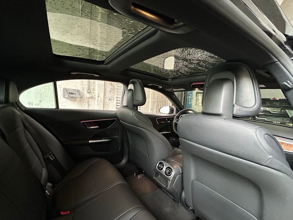 Used 2025 Mercedes-Benz C 300 4MATIC Sedan image 39