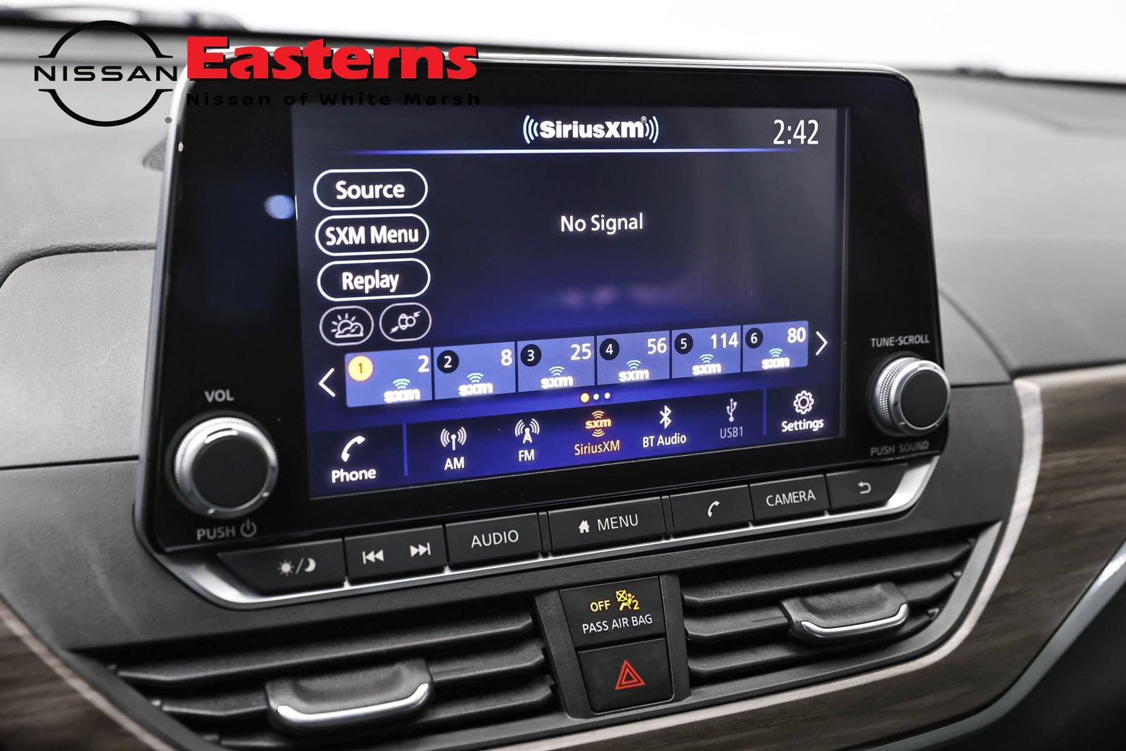 Used 2025 Nissan Altima 2.5 SV FWD image 18