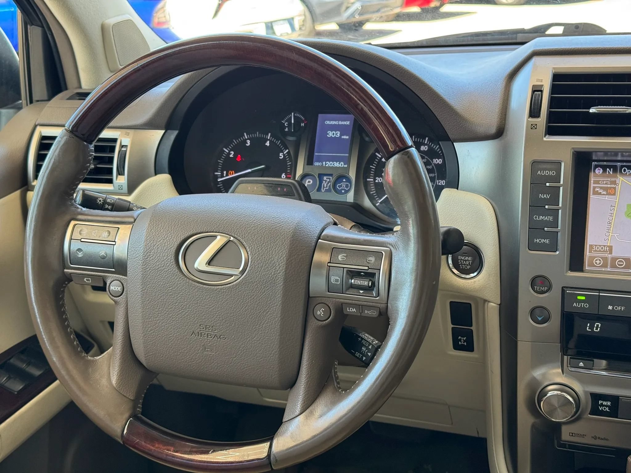 Used 2017 Lexus GX 460 Luxury AWD/4WD image 48