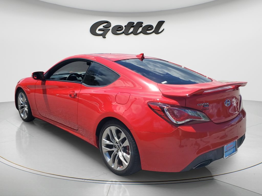 Used 2016 Hyundai Genesis Coupe 3.8 RWD image 7