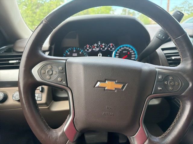 Used 2017 Chevrolet Suburban LT w/ LT Signature Package image 10