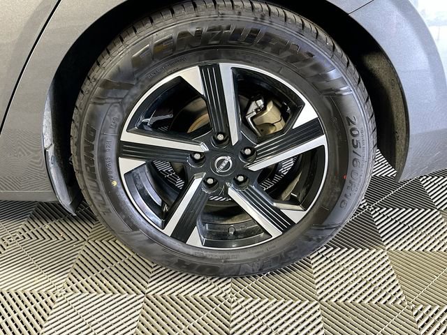 Used 2024 Nissan Sentra SV image 27