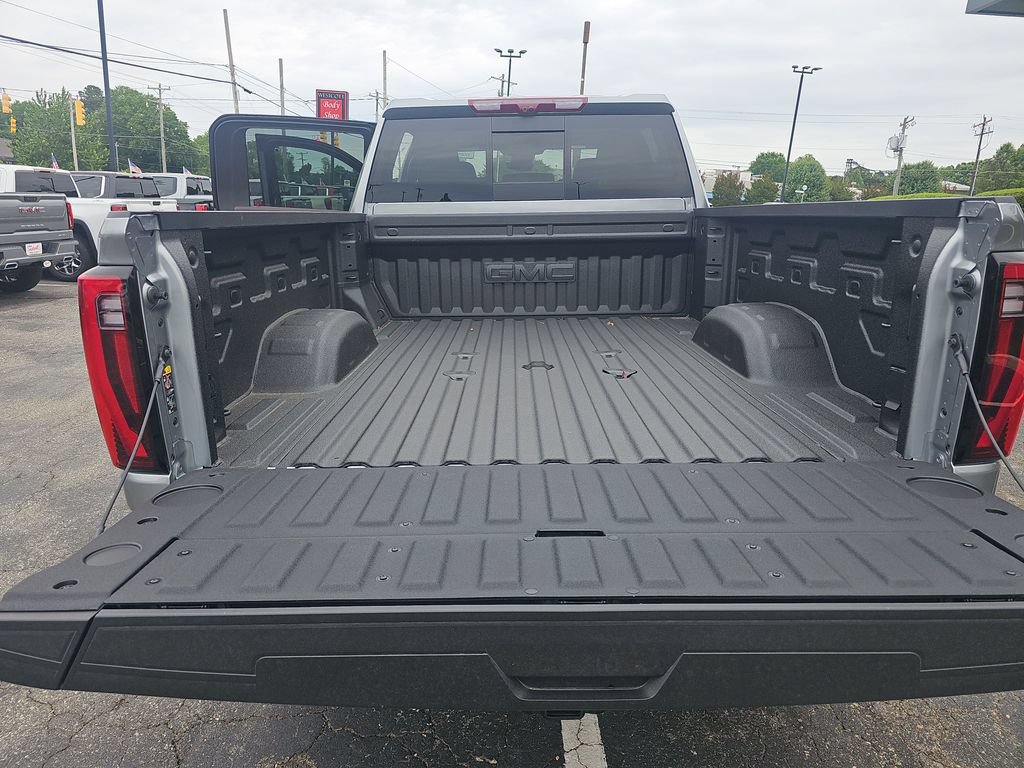 New 2026 GMC Sierra 2500 Denali w/ Denali Reserve Package AWD/4WD image 24