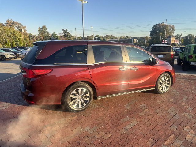 Used 2021 Honda Odyssey EX-L image 17