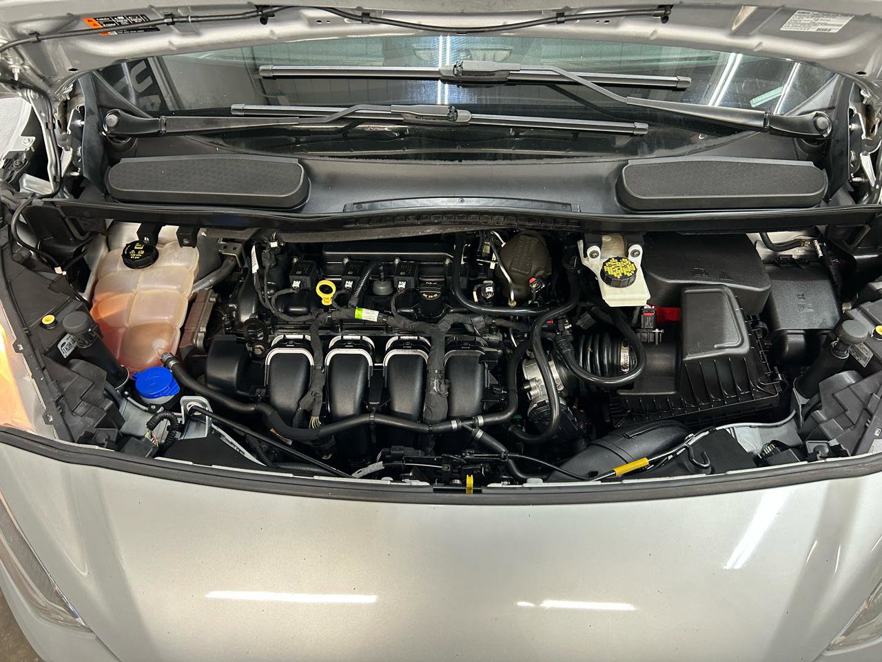 Used 2019 Ford Transit Connect XLT image 11