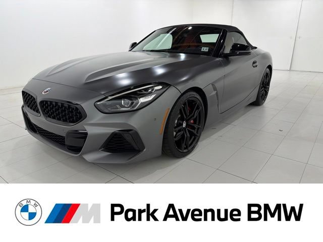 Used 2022 BMW Z4 M40i w/ Premium Package RWD image 1