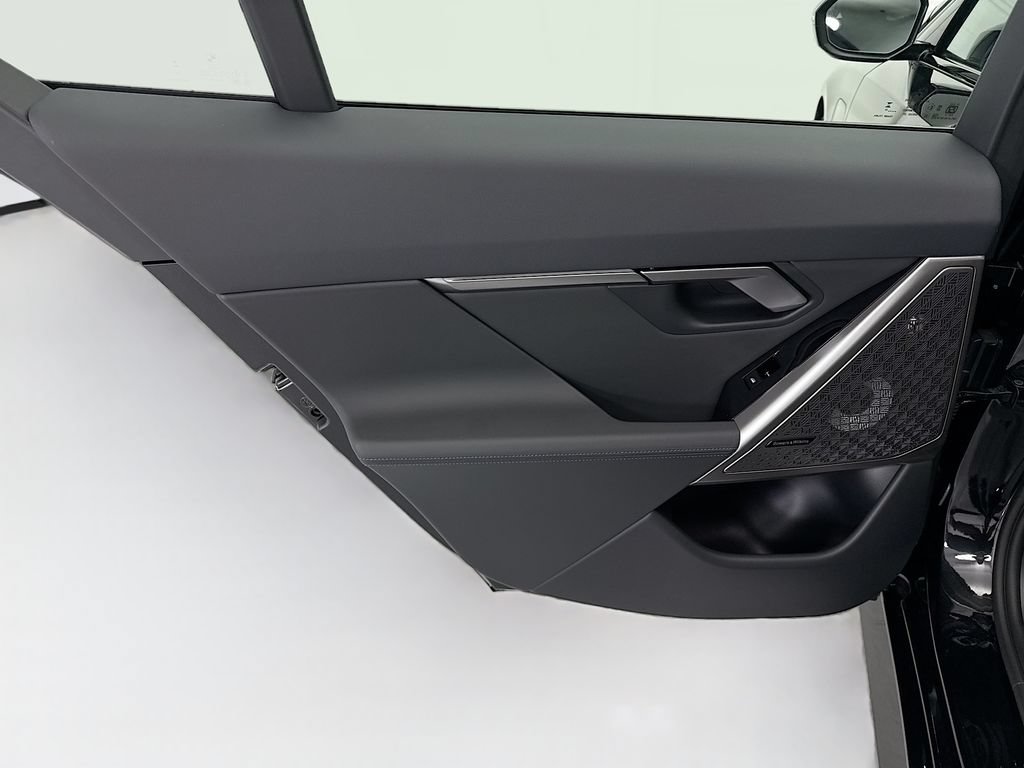 New 2027 BMW 550e xDrive AWD/4WD image 25