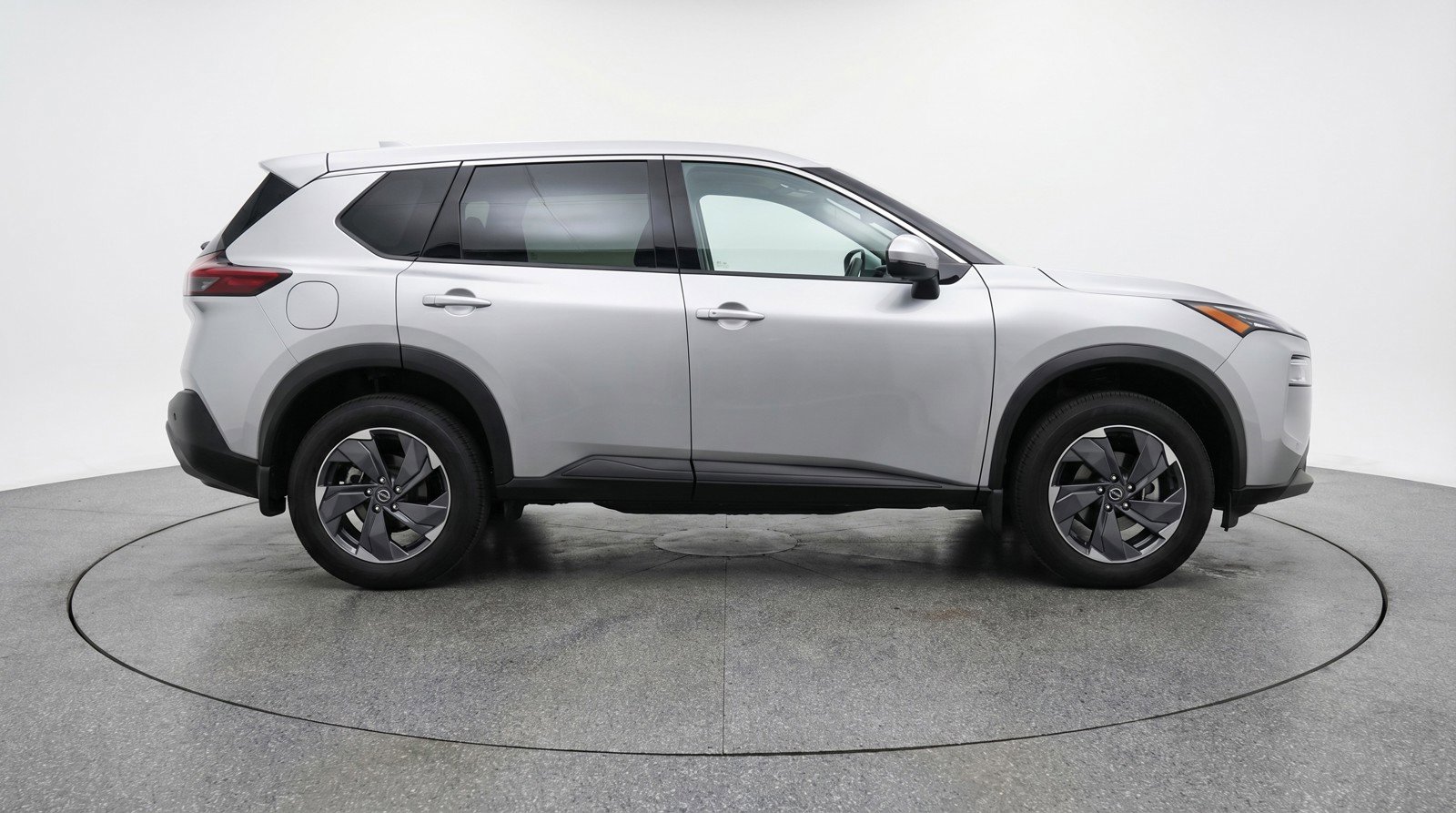 Used 2025 Nissan Rogue SV AWD/4WD image 11
