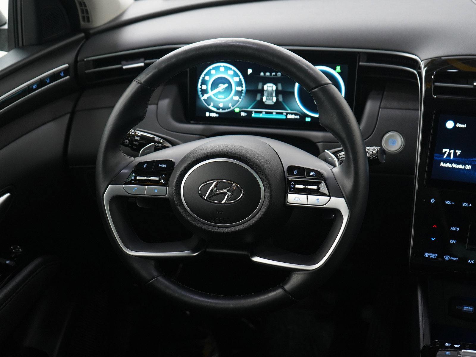 Used 2022 Hyundai Tucson Limited AWD/4WD image 13