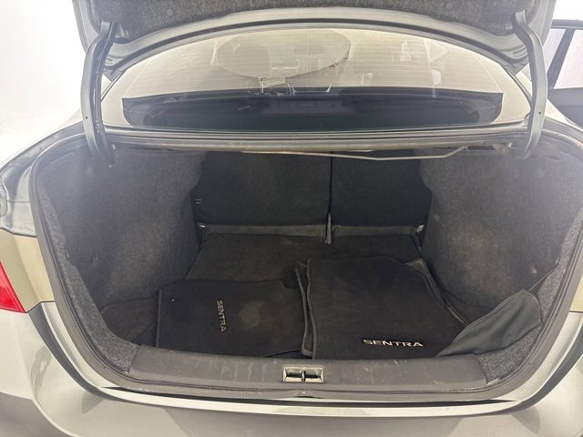 Used 2016 Nissan Sentra SV w/ Style Package image 21