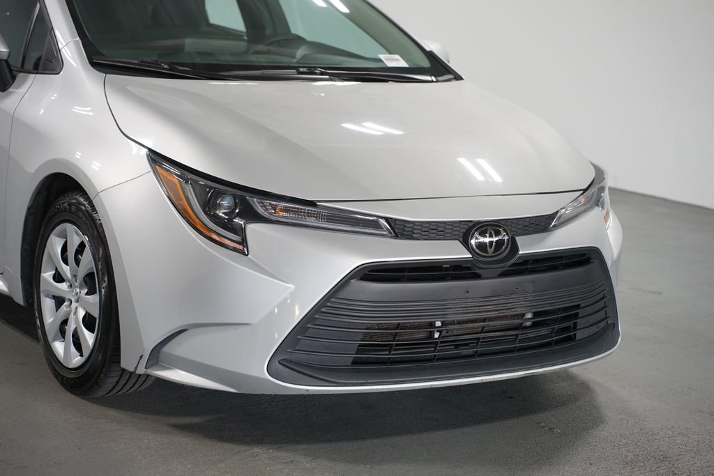 Certified 2023 Toyota Corolla LE image 4