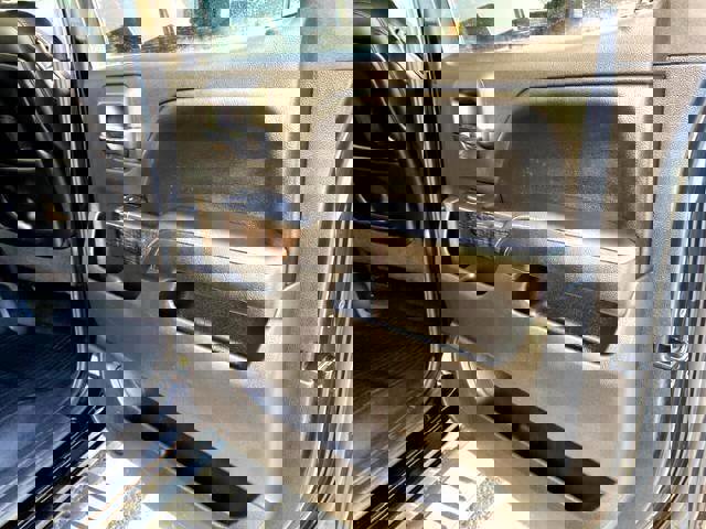 Used 2015 GMC Sierra 3500 Denali w/ Duramax Plus Package image 35