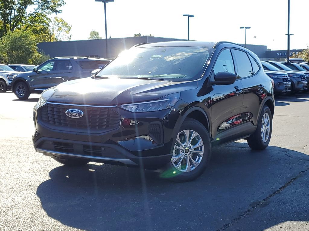 New 2026 Ford Escape Active w/ Active Premium Tech Pack