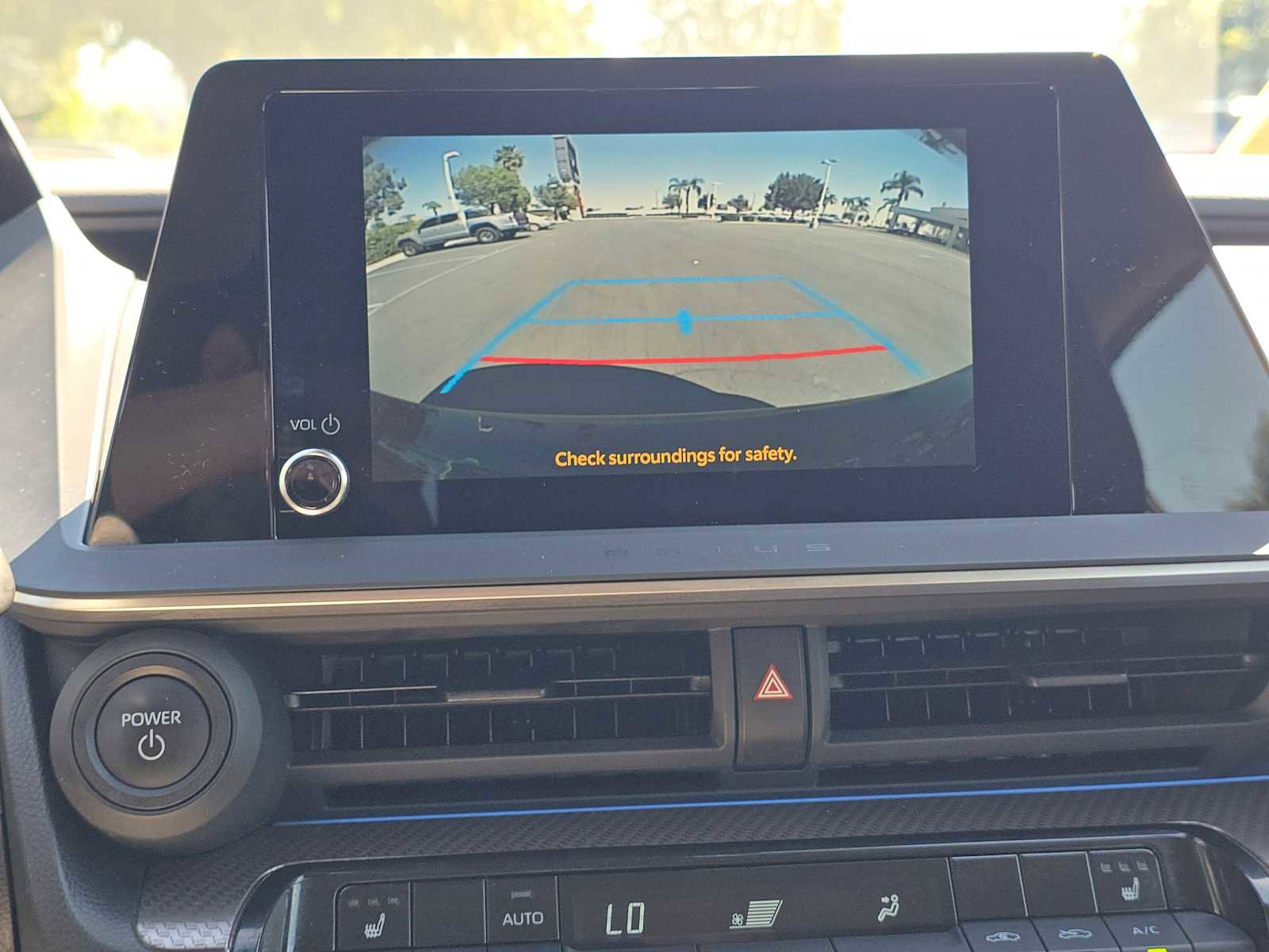 Used 2025 Toyota Prius XLE image 26