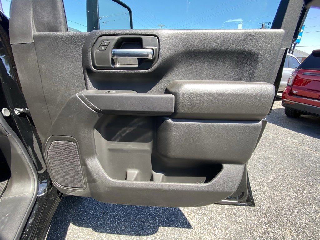 New 2025 Chevrolet Silverado 2500 Custom w/ Custom Value Package image 27