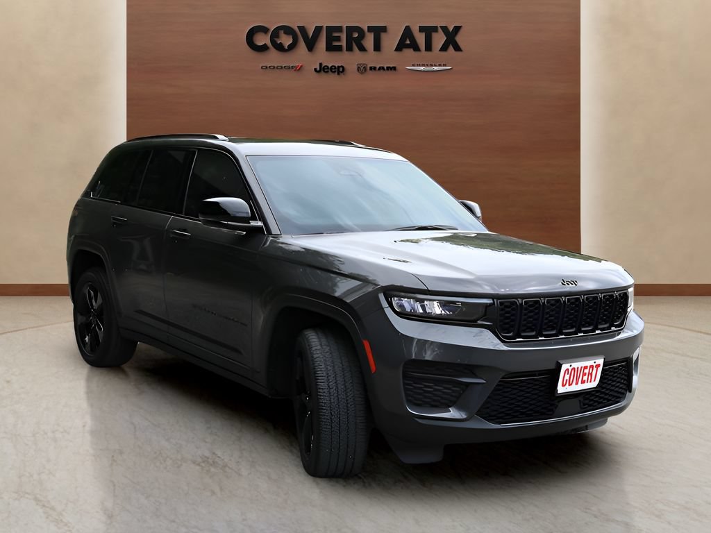 Used 2023 Jeep Grand Cherokee Altitude AWD/4WD image 7