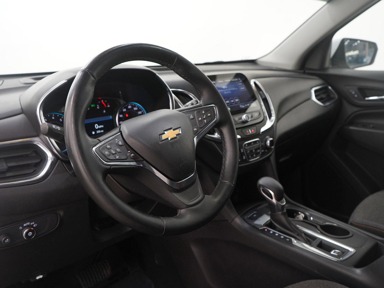 Used 2024 Chevrolet Equinox LT image 25