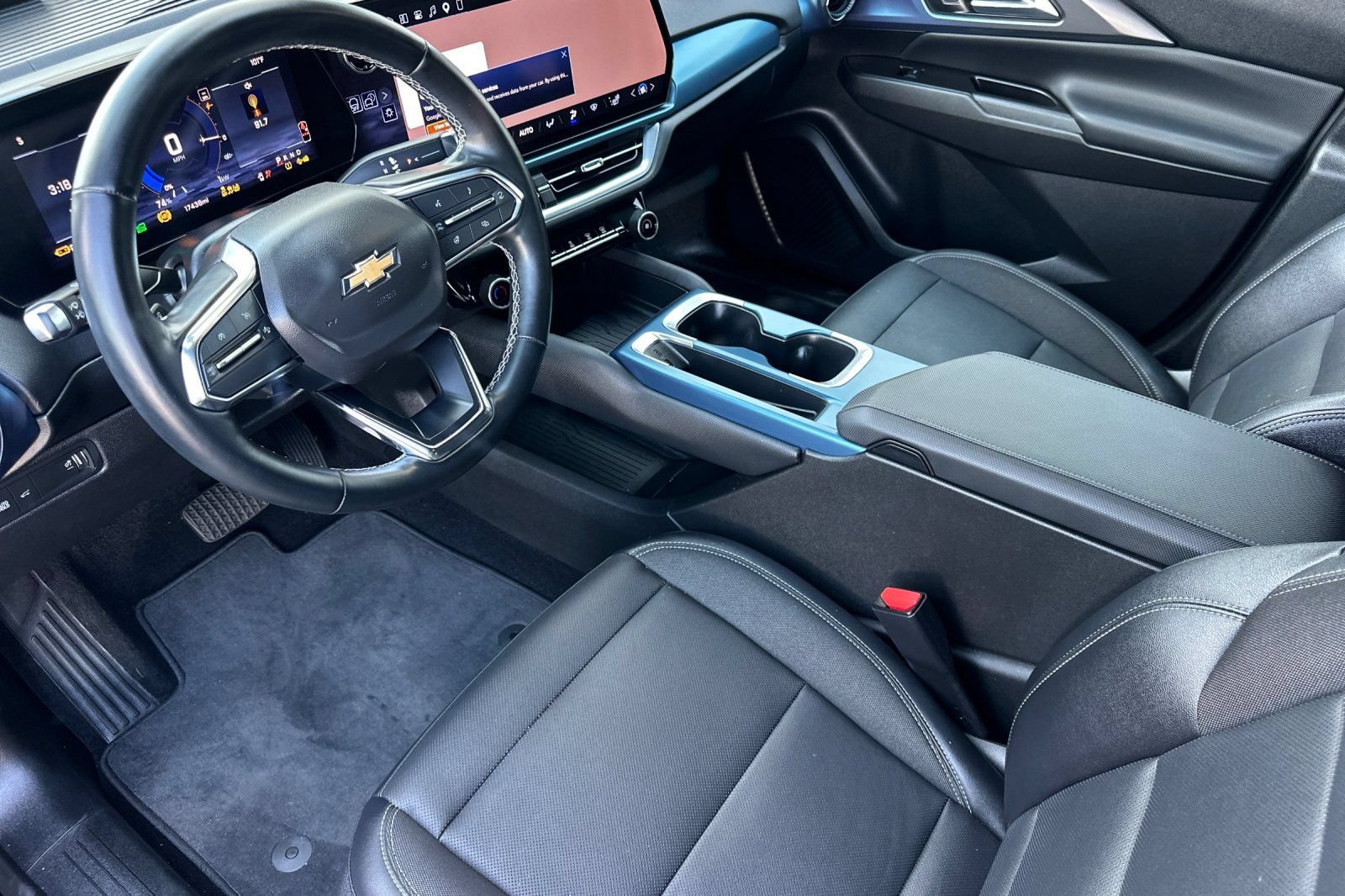 Used 2024 Chevrolet Equinox EV LT FWD image 10