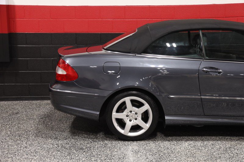 Used 2009 Mercedes-Benz CLK 350 Cabriolet image 5
