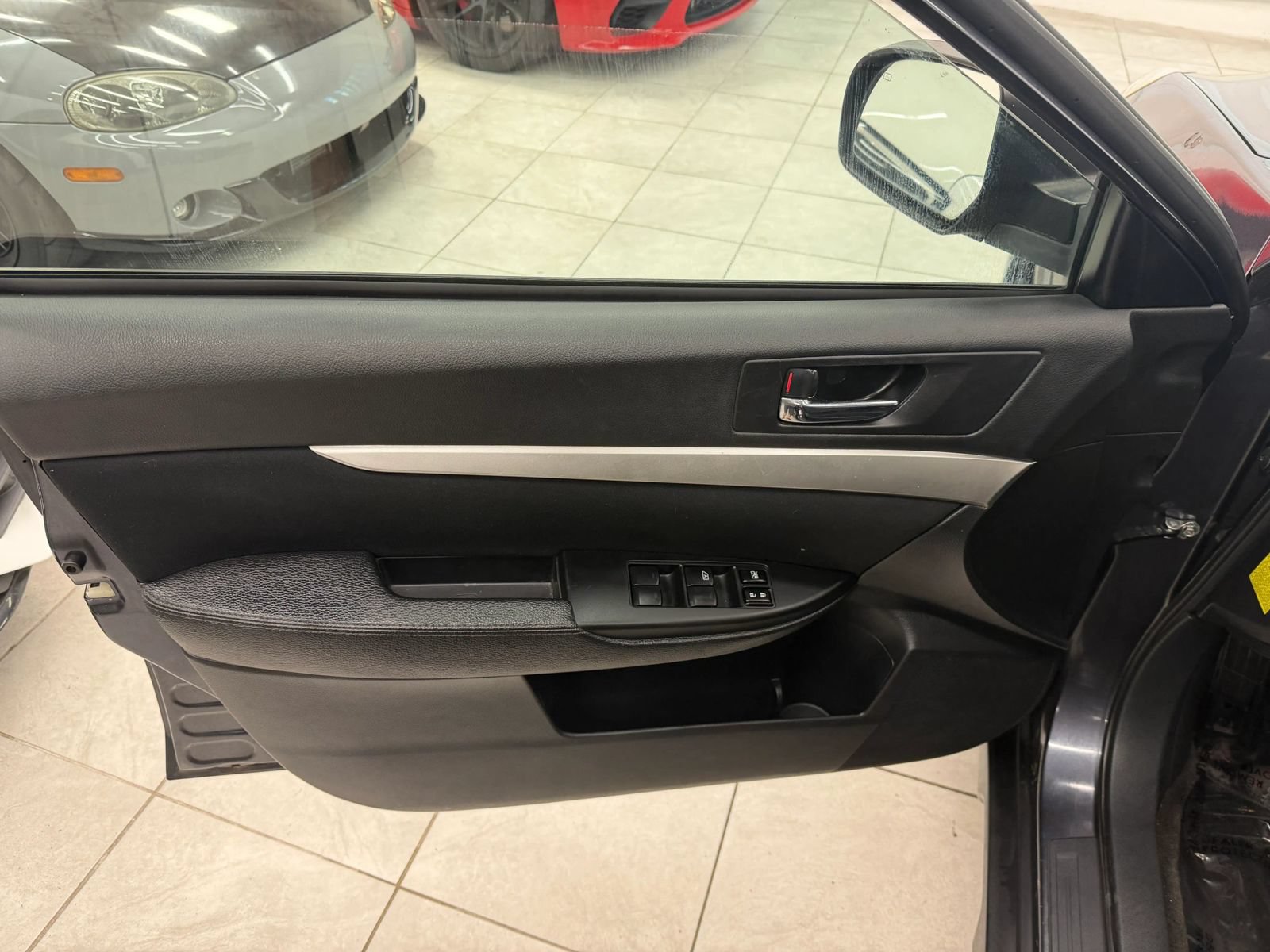 Used 2012 Subaru Outback 2.5i Premium AWD/4WD image 13